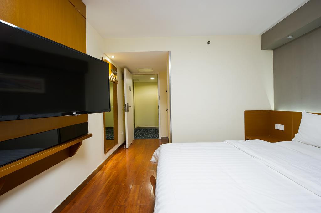 Hotel 7Days Premium Guilin Seven Star International Exhibition Center Zimmer foto